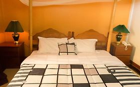 Kayegi Hotel Mbale